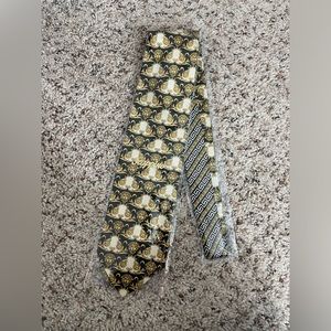 Men’s Versace Tie with Medusa Detailing